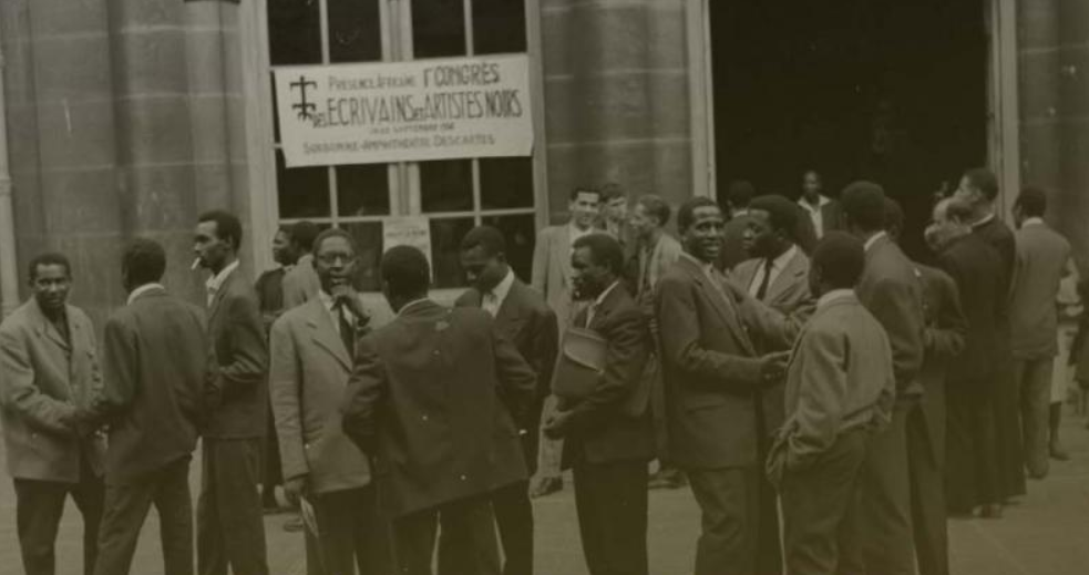 Intelectuais africanos em geografias metropolitanas: redes anticoloniais a partir de Lisboa (década de 1950)